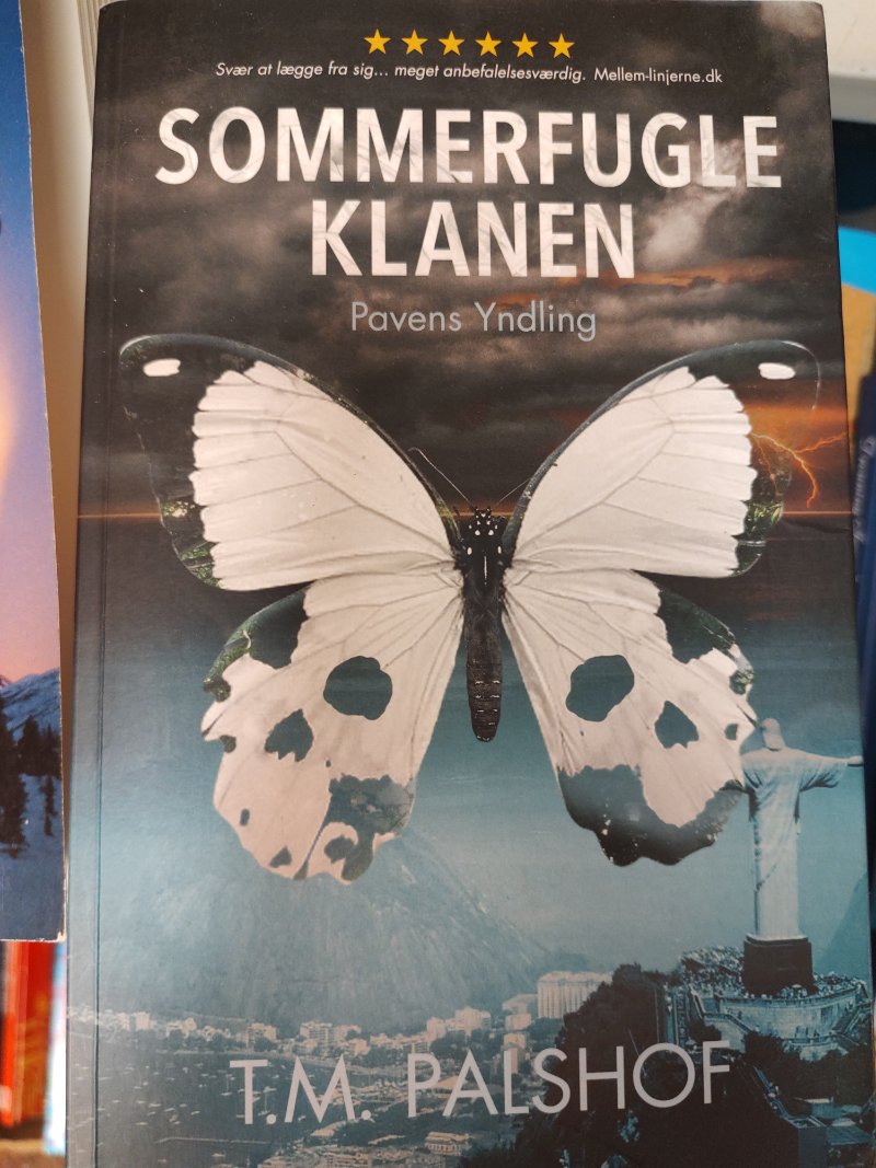 Sommerfugleklanen: Pavens Yndling